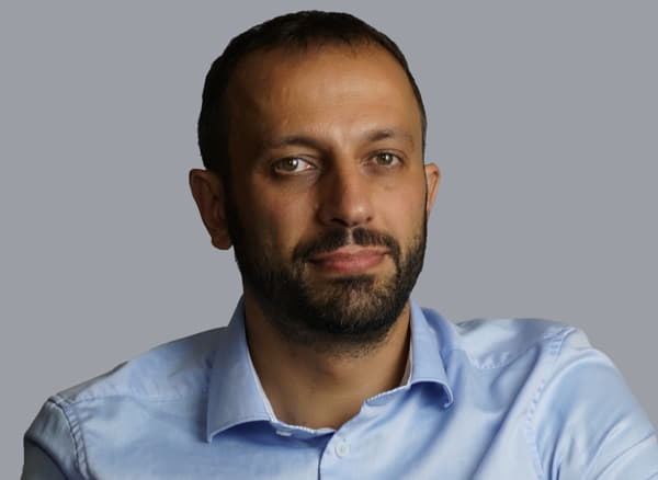 11711-ernesto-guccione